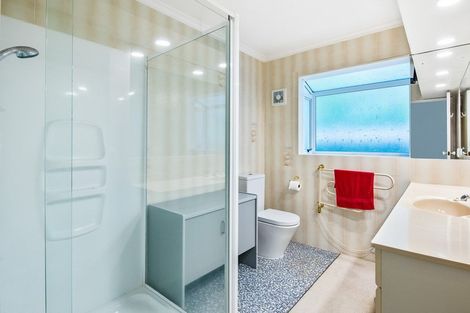 Photo of property in 10 Rata Street, Waikanae, 5036