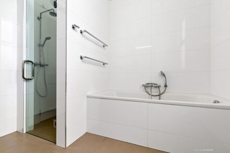 Photo of property in 9 Caroline Street, Mount Victoria, Wellington, 6011