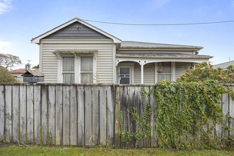 Photo of property in 22 Seyton Street, Stratford, 4332