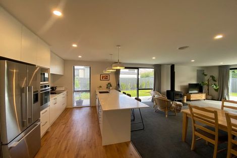 Photo of property in 15 Guano Crescent, Cromwell, 9310