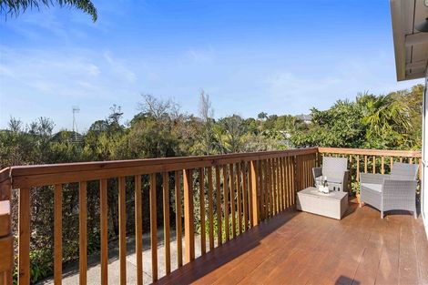 Photo of property in 1/23 Lake Road, Northcote, Auckland, 0627