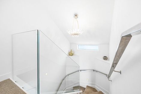 Photo of property in 28b Bluefin Way, West Harbour, Auckland, 0618