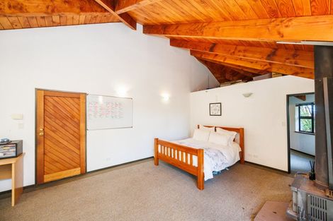 Photo of property in 232 Hendersons Line, Kelvin Grove, Palmerston North, 4470