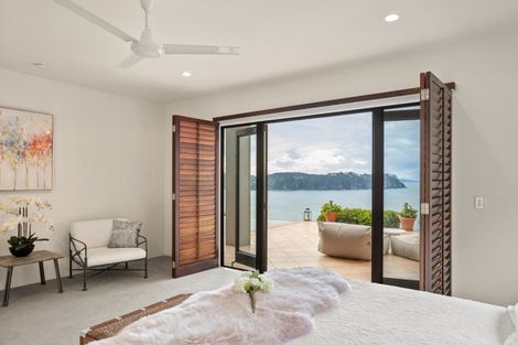 Photo of property in 73 Radar Road, Hot Water Beach, Whitianga, 3591