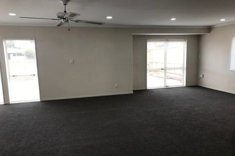 Photo of property in 1/58 Rodney Street, Howick, Auckland, 2014
