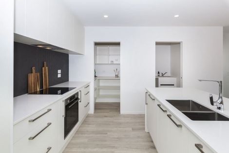 Photo of property in 2/196 Peterborough Street, Christchurch Central, Christchurch, 8013