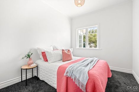 Photo of property in 62 Bell Road, Waiwhetu, Lower Hutt, 5010