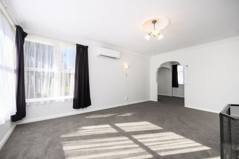 Photo of property in 33 Manchester Street, Takaro, Palmerston North, 4412