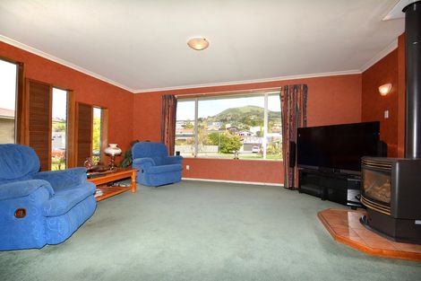 Photo of property in 31 Kinmont Crescent, Kinmont Park, Mosgiel, 9024