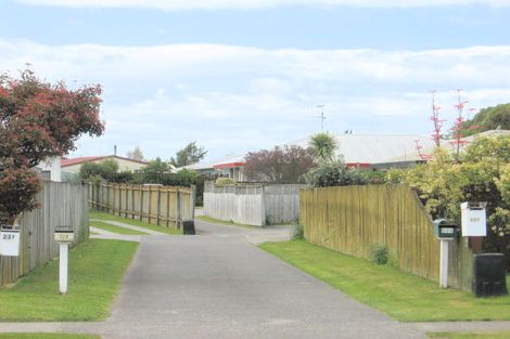 Photo of property in 229 Gravatt Road, Papamoa Beach, Papamoa, 3118