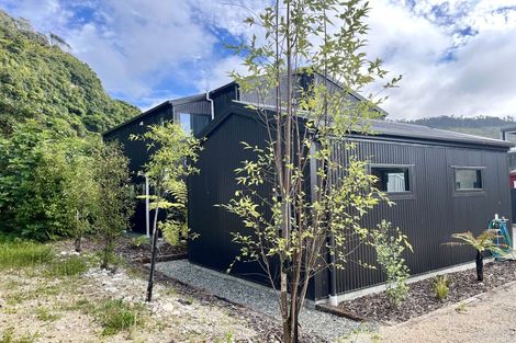 Photo of property in 4 Horncastle Crescent, Little Wanganui, Karamea, 7893