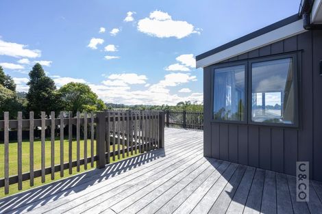 Photo of property in 19 Maude Street, Riverhead, 0820