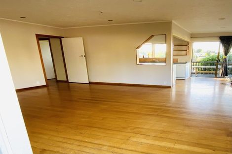 Photo of property in 14 Lanigan Street, Birkdale, Auckland, 0626