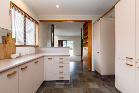 Photo of property in 10 Jellicoe Drive, Hamilton East, Hamilton, 3216