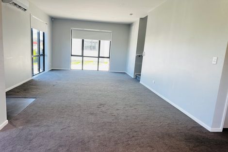 Photo of property in 1 Hanga Place, Papatoetoe, 2024