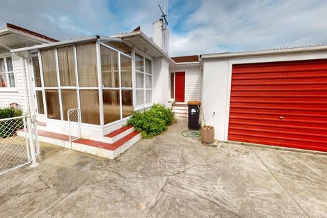 Photo of property in 15 Sheffield Street, Awapuni, Palmerston North, 4412