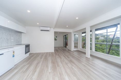 Photo of property in 43b Harbour View Road, Northland, Wellington, 6012