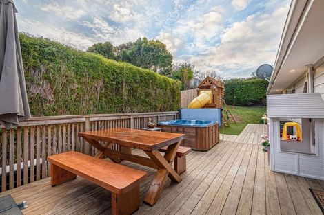 Photo of property in 19 Castleton Street, Birkdale, Auckland, 0626