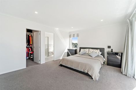 Photo of property in 21 Tyler Davies Drive, Red Beach, 0932