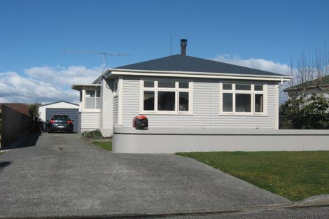 Photo of property in 16 Hall Street, Hokitika, 7810