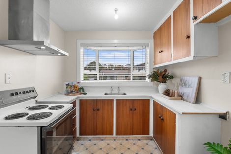 Photo of property in 1/18 Sawtell Place, Northcote, Christchurch, 8052
