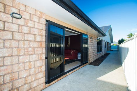 Photo of property in 17 Pohutukawa Grove, Lytton West, Gisborne, 4010