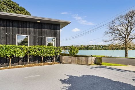 Photo of property in 12b Chapman Road, Te Atatu Peninsula, Auckland, 0610
