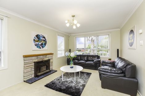 Photo of property in 1a Laurie Avenue, Papakura, 2110