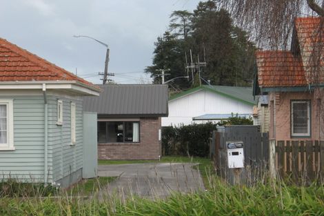 Photo of property in 194 Cambridge Road, Hillcrest, Hamilton, 3216