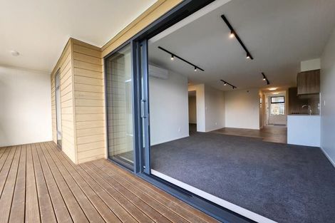 Photo of property in 65u5 Tiketike Way, Brooklyn, Wellington, 6021