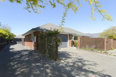 Photo of property in 64 Apsley Drive, Avonhead, Christchurch, 8042