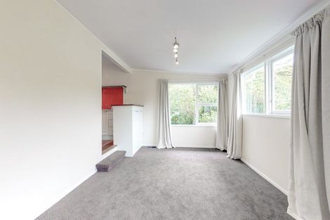 Photo of property in 9 Silverbirch Grove, Churton Park, Wellington, 6037