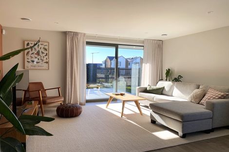 Photo of property in 2/17 Rawhiti Avenue, New Brighton, Christchurch, 8083