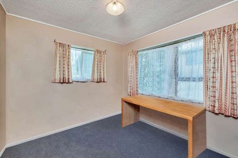 Photo of property in 39 Ranui Avenue, Ranui, Auckland, 0612