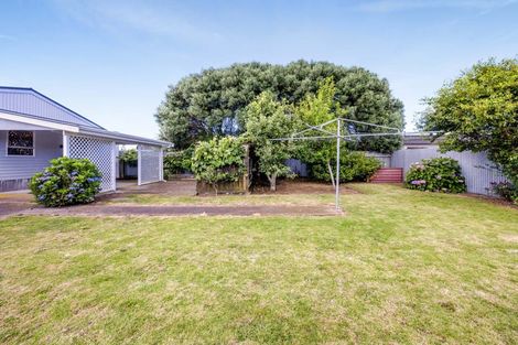 Photo of property in 25 Hunter Street, Hawera, 4610