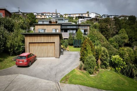Photo of property in 1 Aroaro Lane, Raglan, 3225