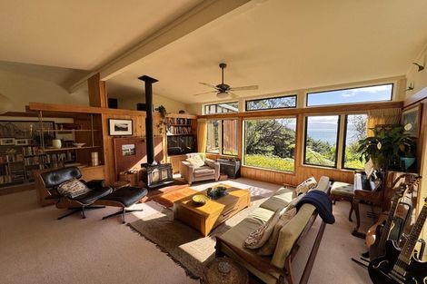 Photo of property in 7 Huia Road, Days Bay, Lower Hutt, 5013