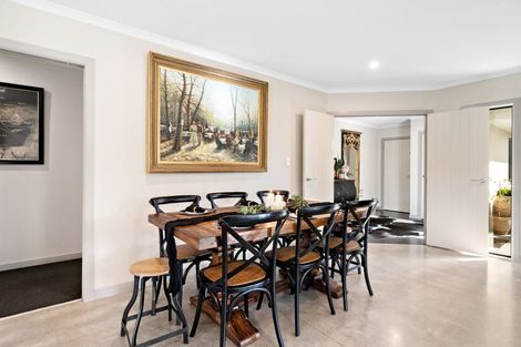 Photo of property in 91 Westchester Drive, Churton Park, Wellington, 6037