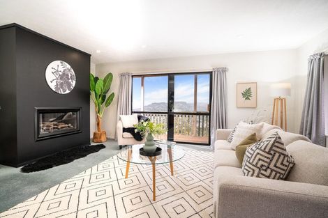 Photo of property in 9 Kapil Grove, Khandallah, Wellington, 6035