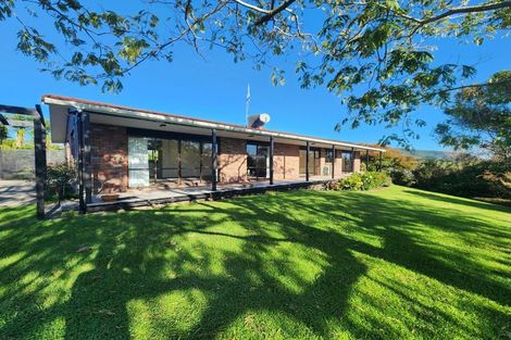 Photo of property in 118b Wairau Road, Oakura, 4314