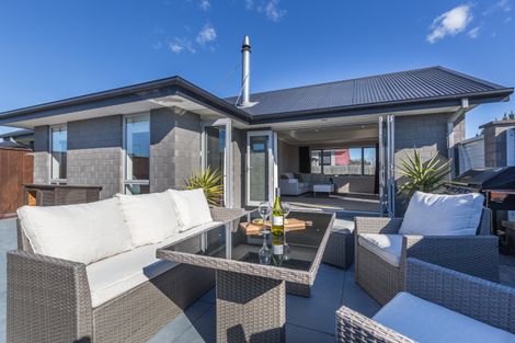 Photo of property in 26 Henley Close, Rolleston, 7614