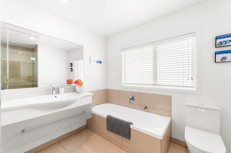 Photo of property in 42 Ramsgate Terrace, Mairangi Bay, Auckland, 0630