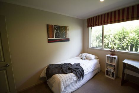 Photo of property in 22 Raddington Way, Huntington, Hamilton, 3210