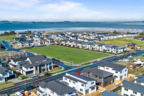 Photo of property in 17 Roa Avenue, Hobsonville, Auckland, 0616