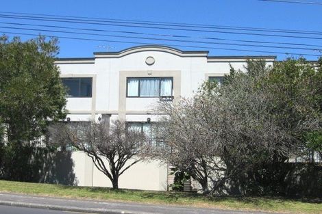 Photo of property in 5/168 Mokoia Road, Chatswood, Auckland, 0626