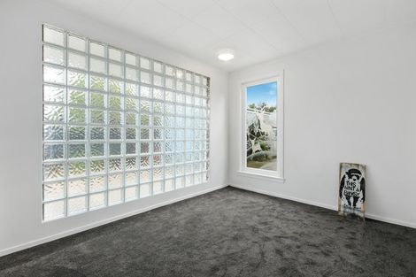 Photo of property in 23 Larnach Street, Waimairi Beach, Christchurch, 8083
