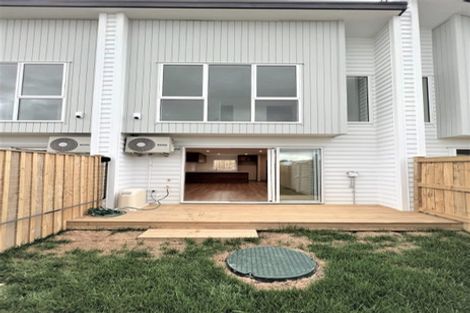 Photo of property in 4/112 Astley Avenue, New Lynn, Auckland, 0600