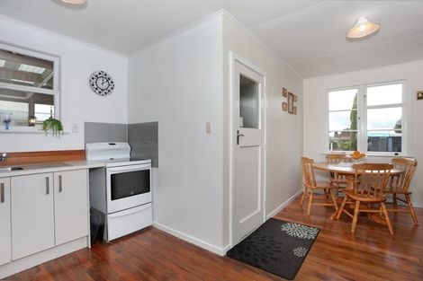 Photo of property in 18 Ngareta Street, Marton, 4710