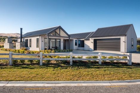 Photo of property in 10 Kahiwi Drive, Lower Shotover, 9304