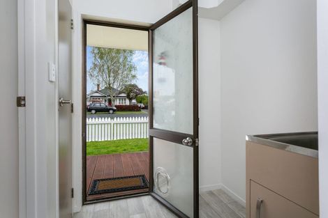 Photo of property in 44a Queen Street, Cambridge, 3434